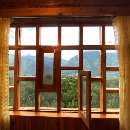 Pine Tower Inn Manali  Exterior photo