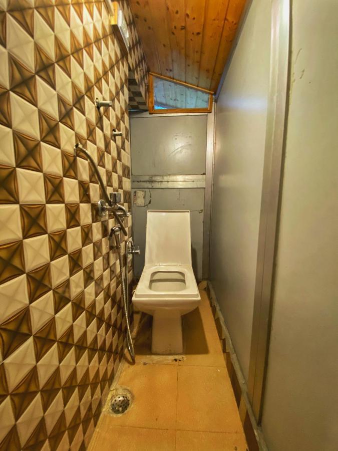 Pine Tower Inn Manali  Exterior photo