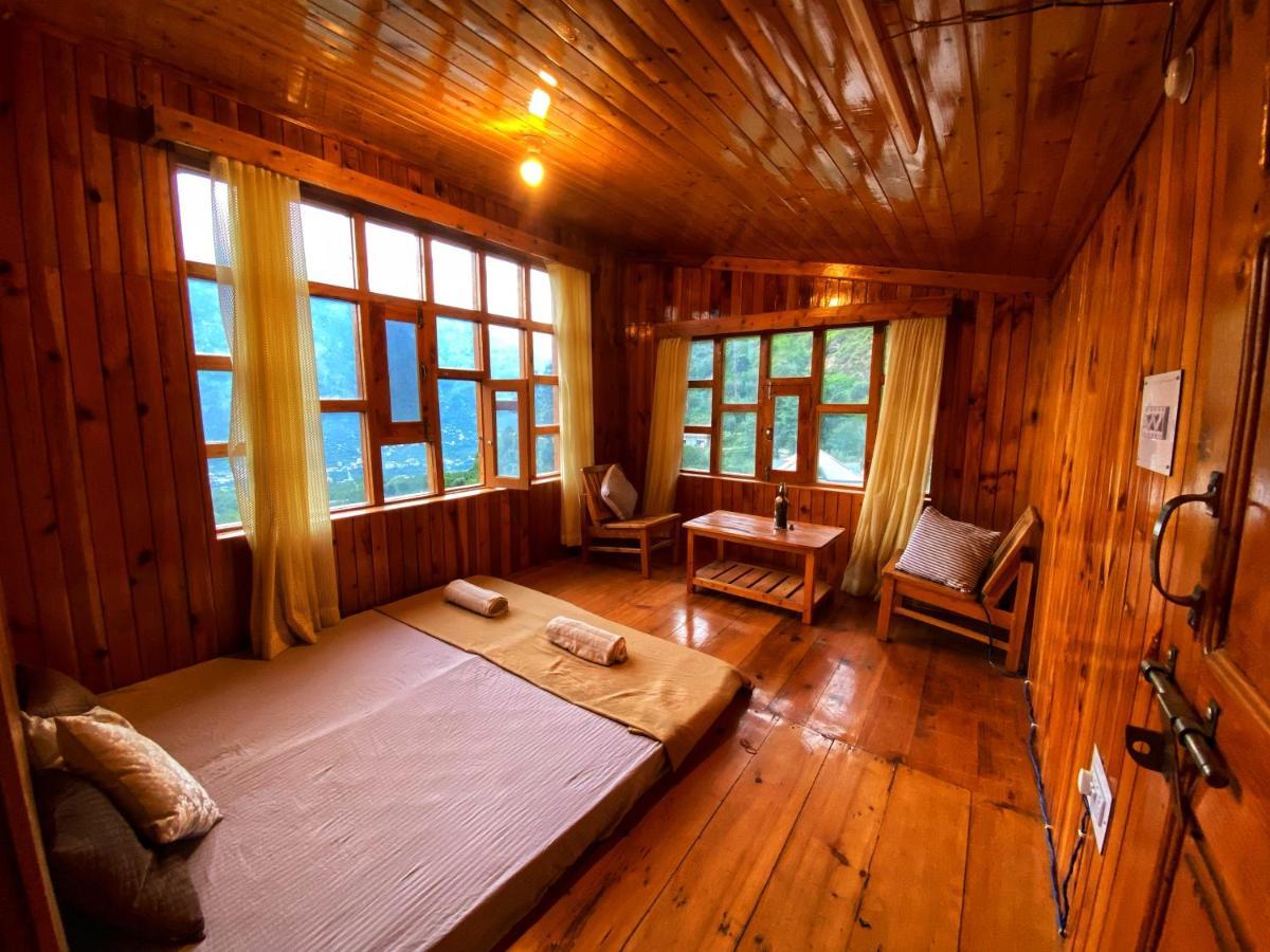 Pine Tower Inn Manali  Exterior photo