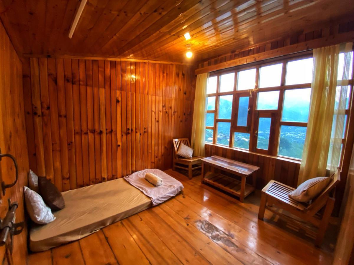 Pine Tower Inn Manali  Exterior photo